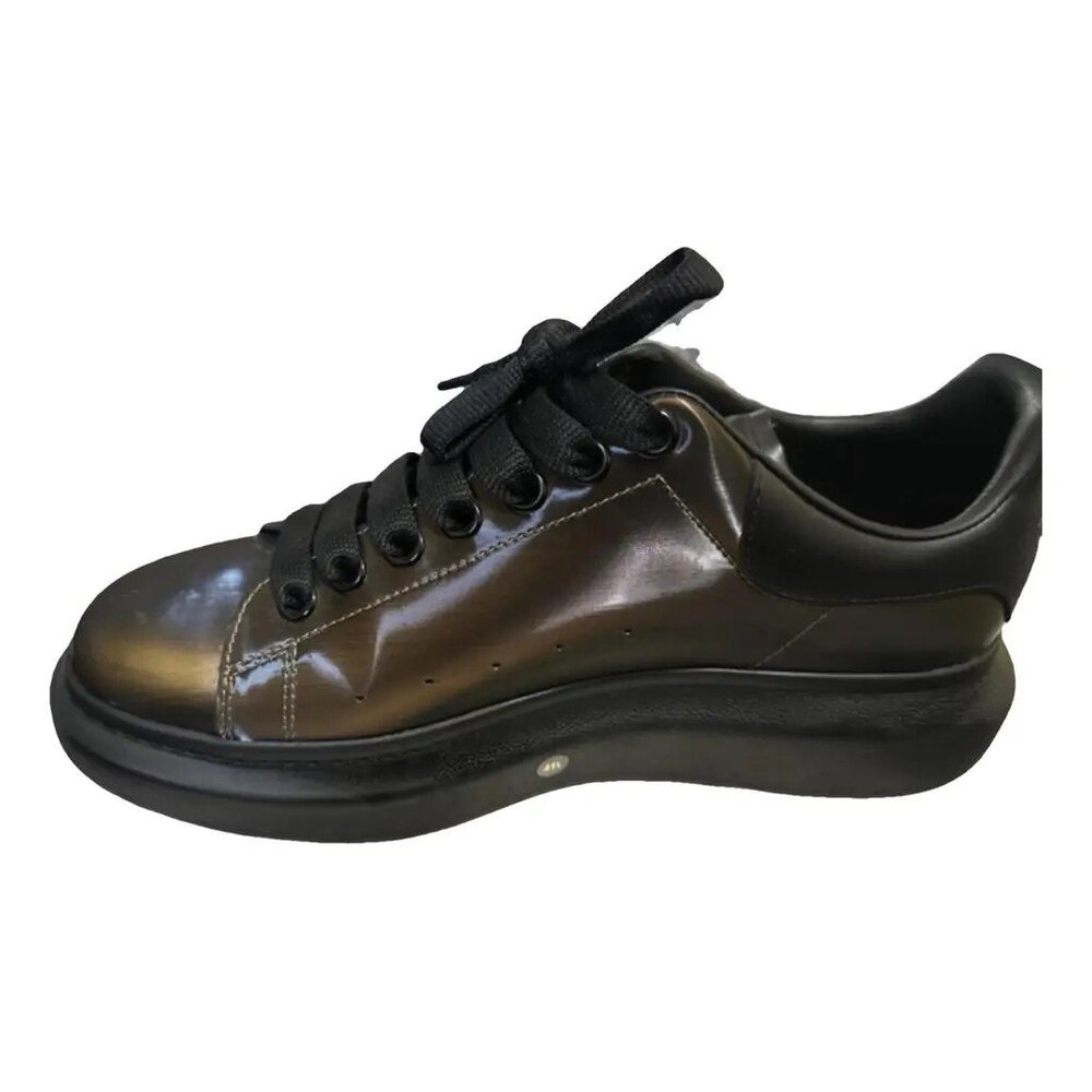 Authentic Alexander McQueen Irridescent Oversized Sneakers New w/Box sz 40